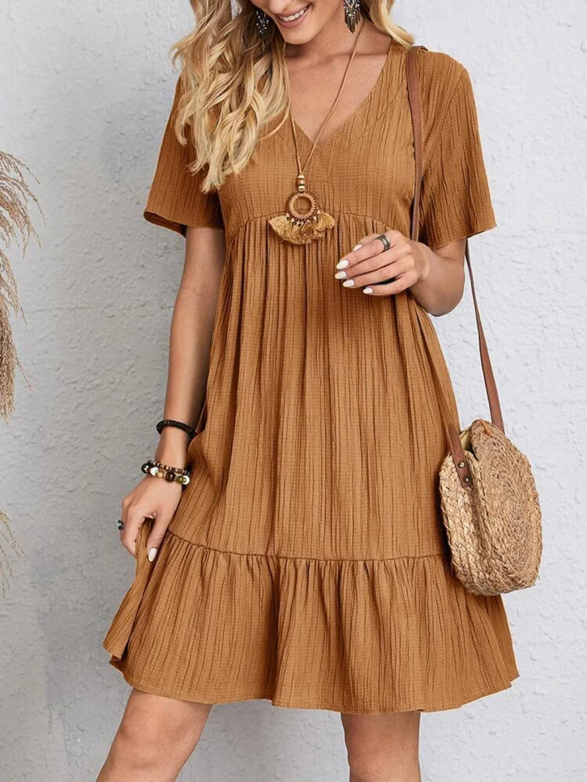 Nina Elegant Dress with Belly Coverage: Flattering Design for Every Occasion